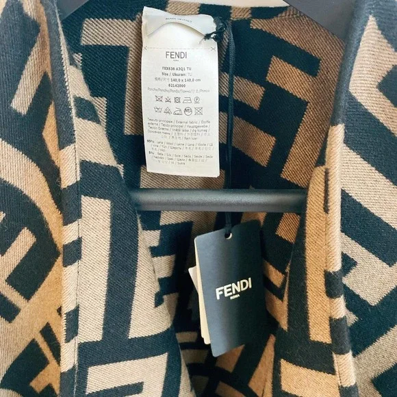 FENDI FF logo jacquard reversible poncho cape wrap - Picture 7 of 9